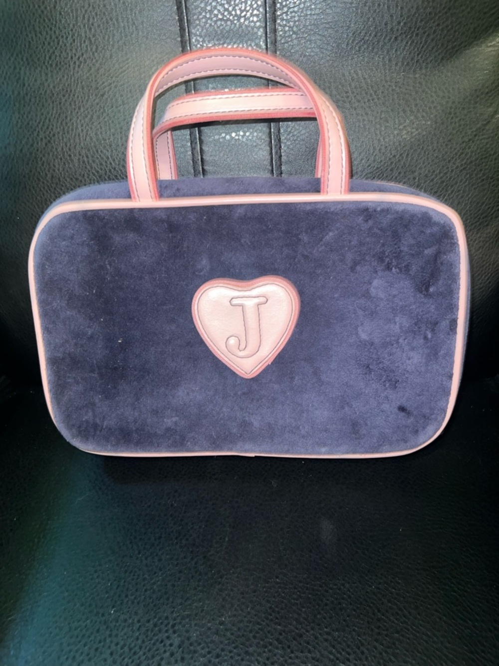 Vintage Juicy Couture Navy and Pink Velvet Cosmetic Bag - Picture 2 of 6